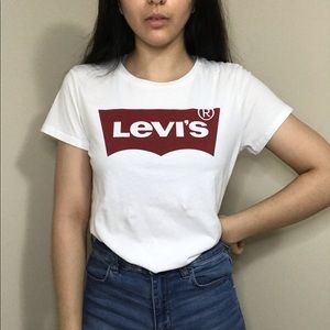 Levi’s Logo Tee